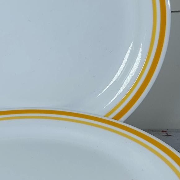 Set 2 Vintage Corelle by Corning Citrus Dinner Plates - Picture 4 of 5